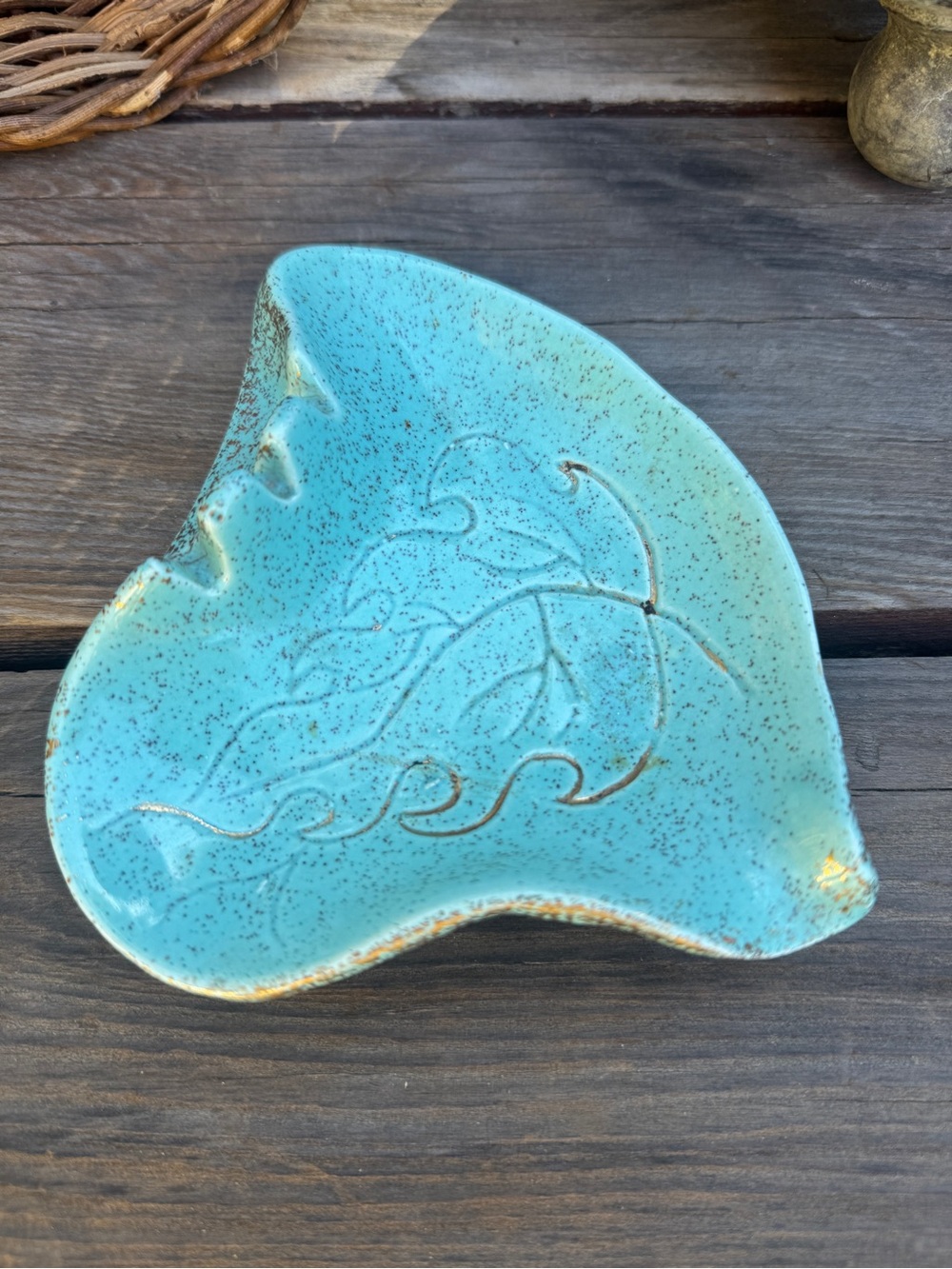 Vintage Turquoise Ceramic Leaf Ashtray - Home Art